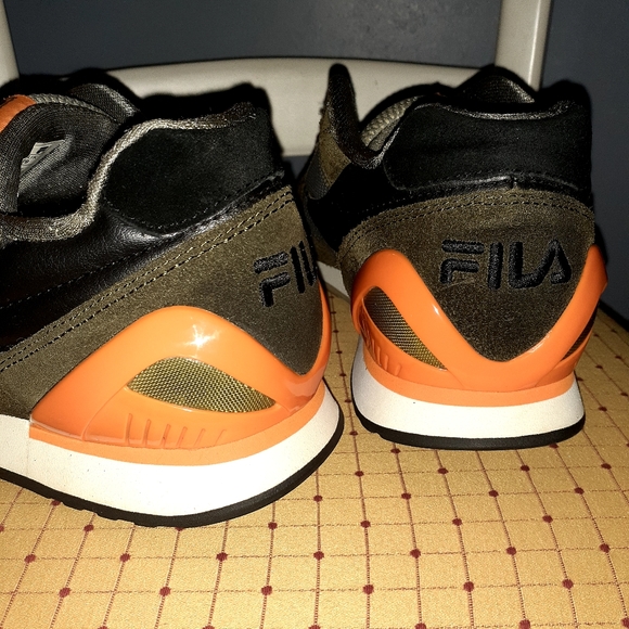 Fila - Picture 4 of 4